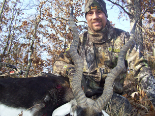 exotic hunts and standard hunts such as wild hogs hunting, deer hunting, ram hunting, and elk hunting